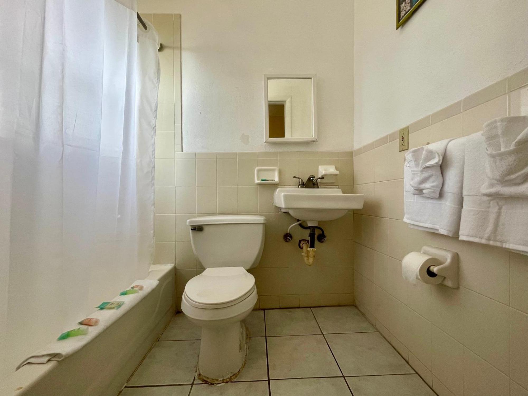 Ocean Holiday Motel Дейтона-Біч Екстер'єр фото